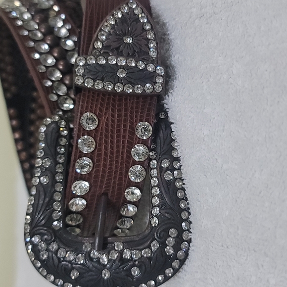 Belt - Picture 2 of 2